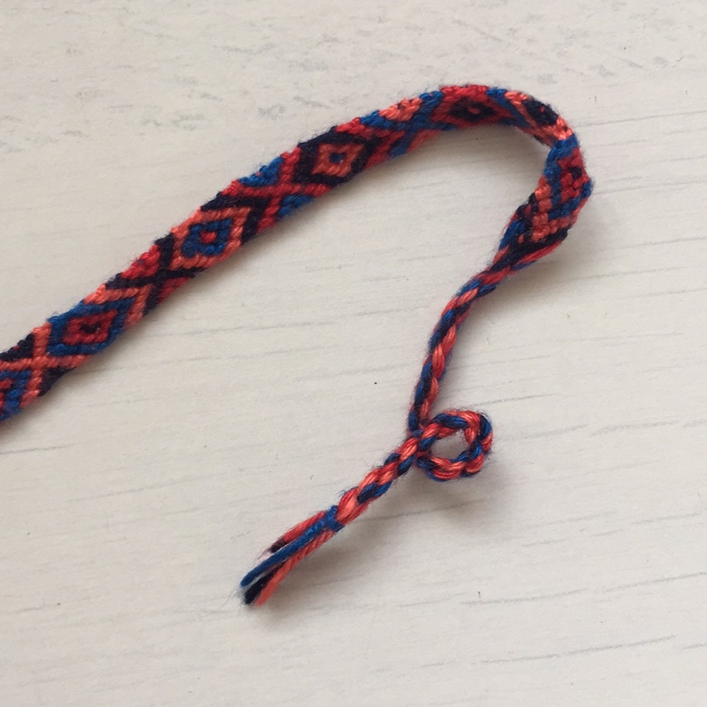 Knotted Thread Bracelet Bundle - Picture 3 of 3